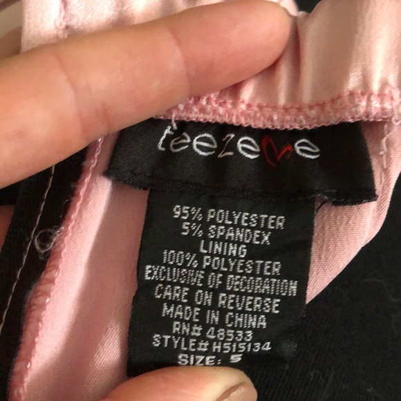 🚨 Mean Girls Dress Alert🚨 pink&black satin dress - Picture 7 of 7